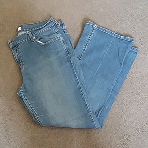 Levis jeans